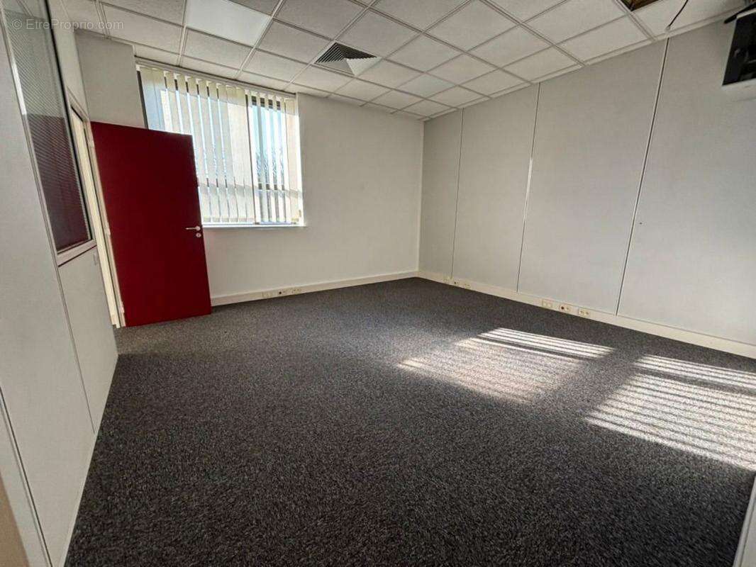 Commerce à ILLKIRCH-GRAFFENSTADEN