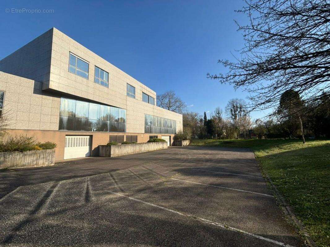 Commerce à ILLKIRCH-GRAFFENSTADEN