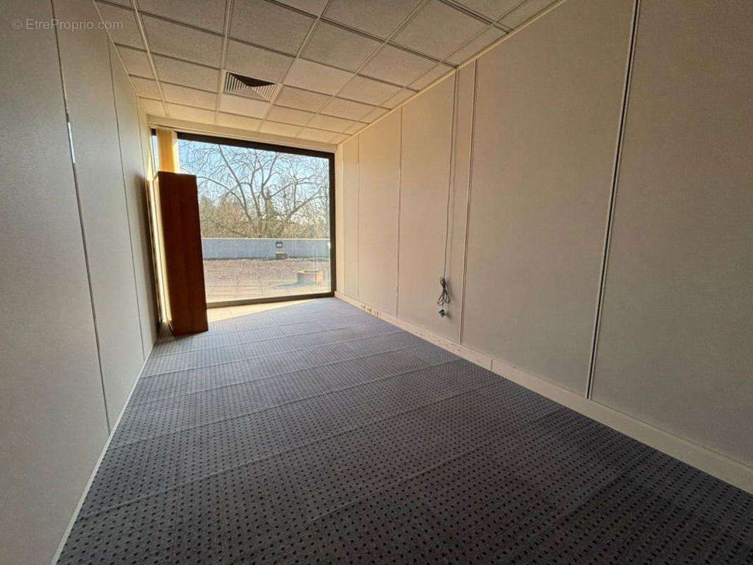 Commerce à ILLKIRCH-GRAFFENSTADEN