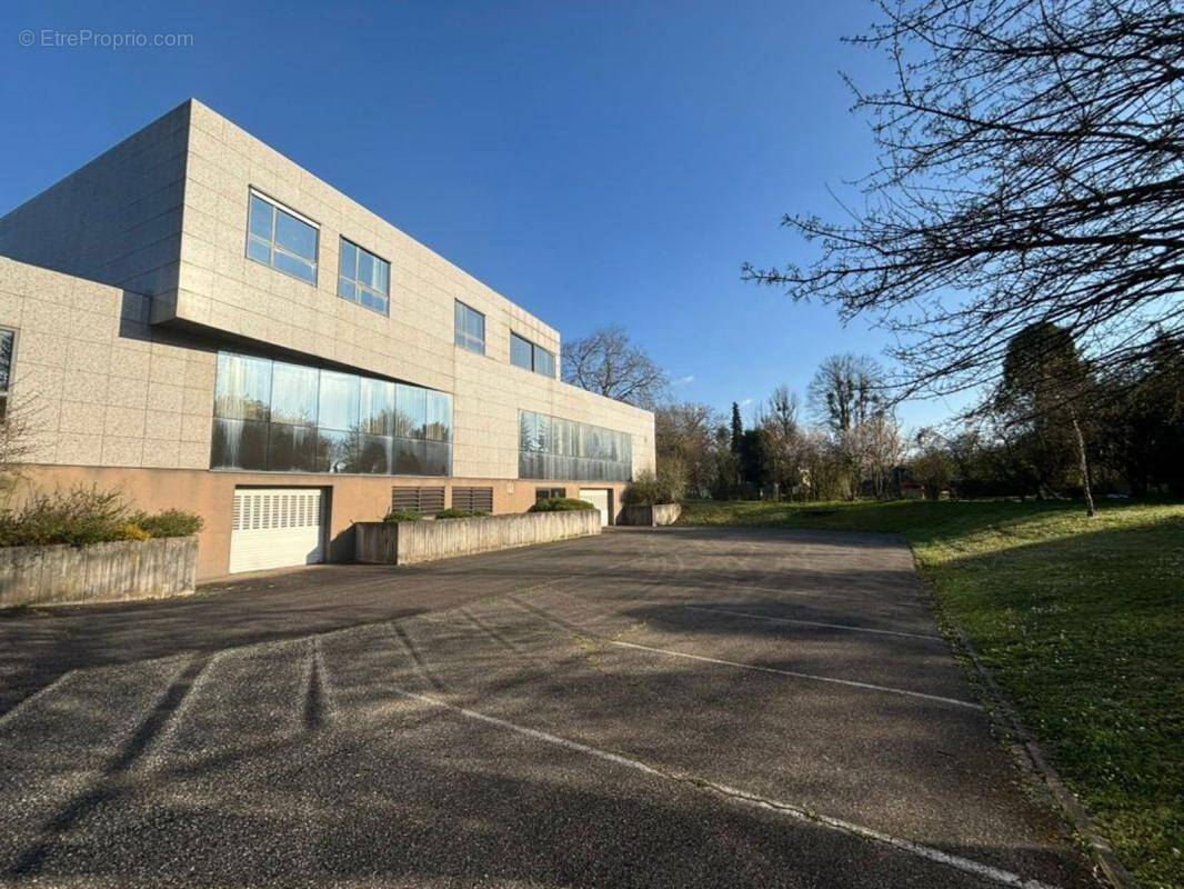 Commerce à ILLKIRCH-GRAFFENSTADEN