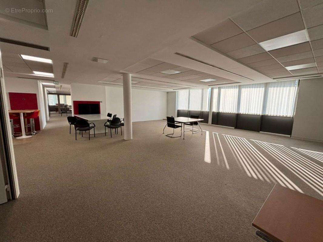 Commerce à ILLKIRCH-GRAFFENSTADEN