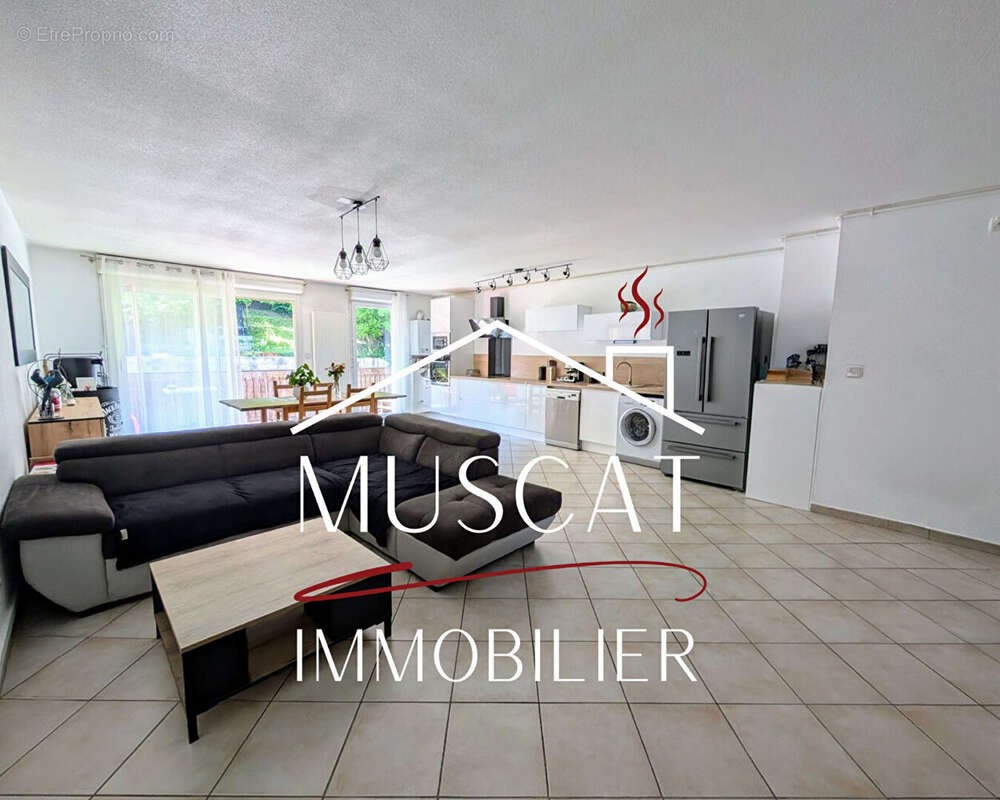 Appartement à LA TOUR-DU-PIN