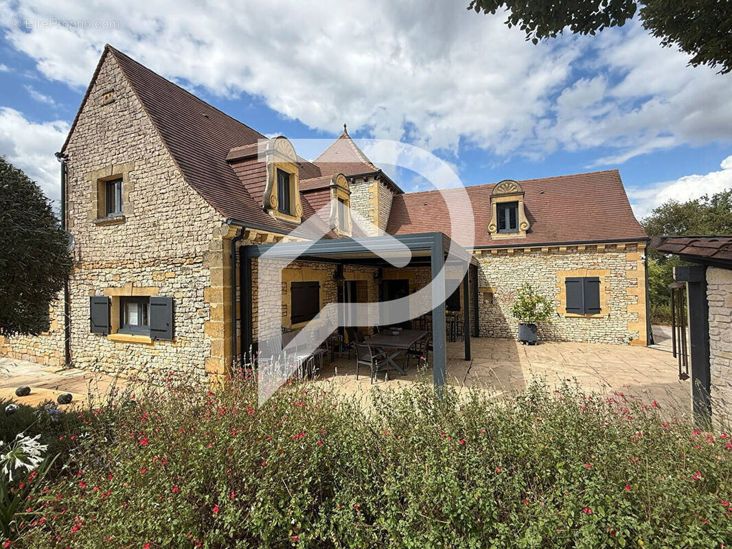 Maison à SARLAT-LA-CANEDA