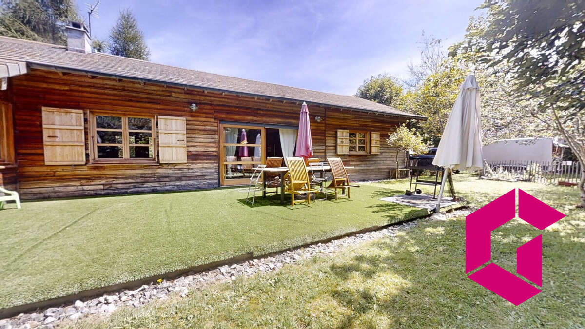 Maison à LE CHAMBON-SUR-LIGNON