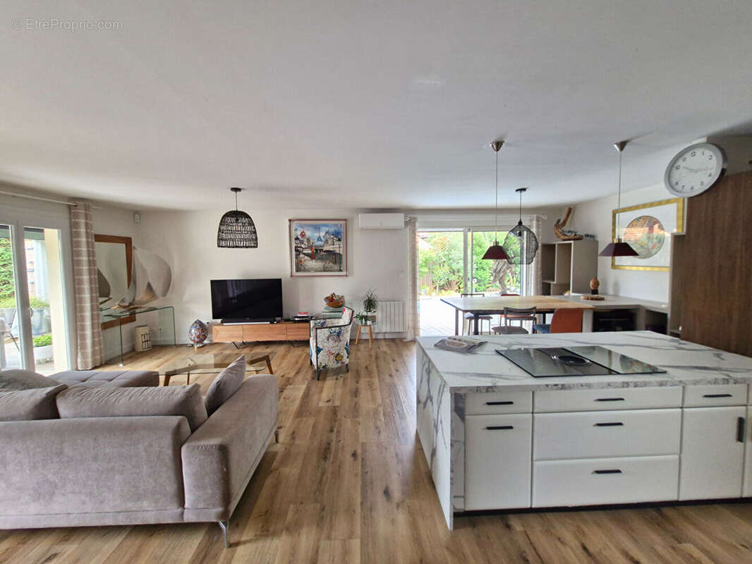 Maison à GUJAN-MESTRAS