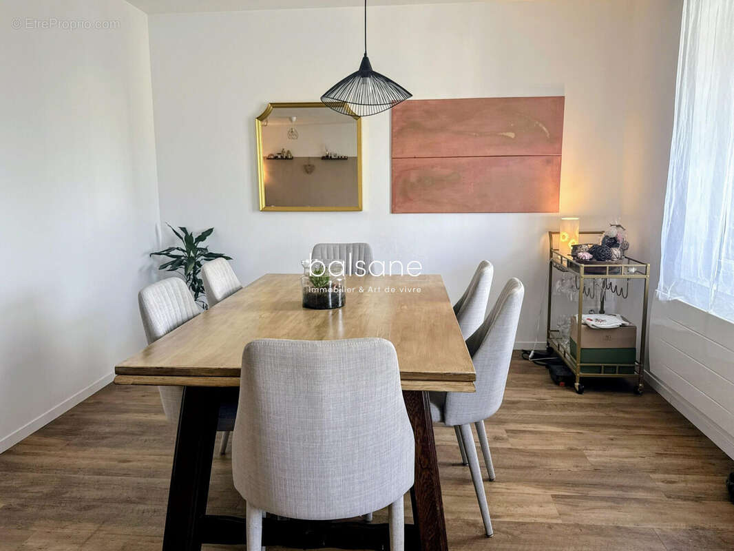 Séjour - Maison à LA BOUILLE