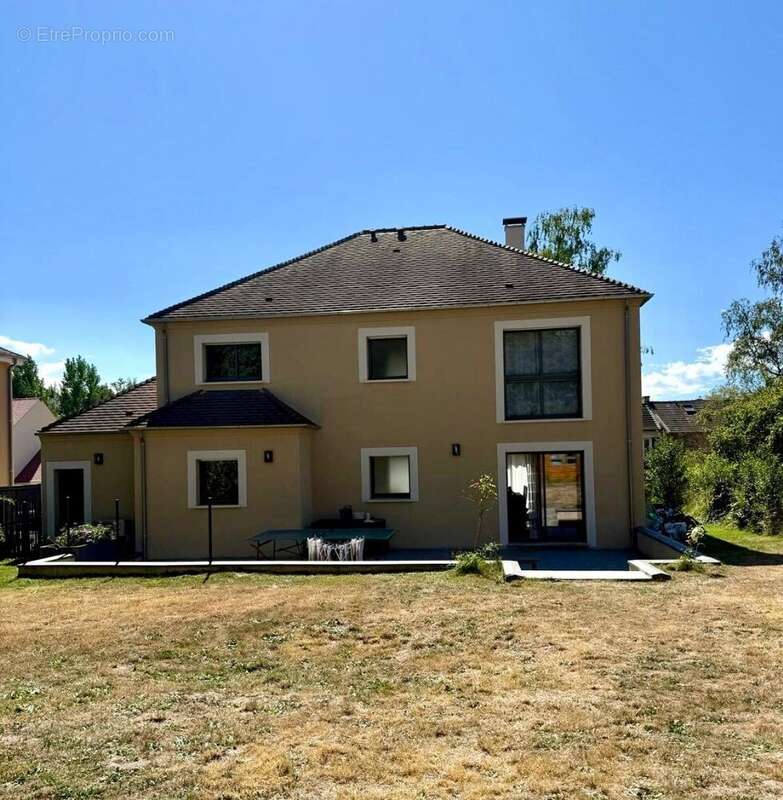 Maison à RAMBOUILLET