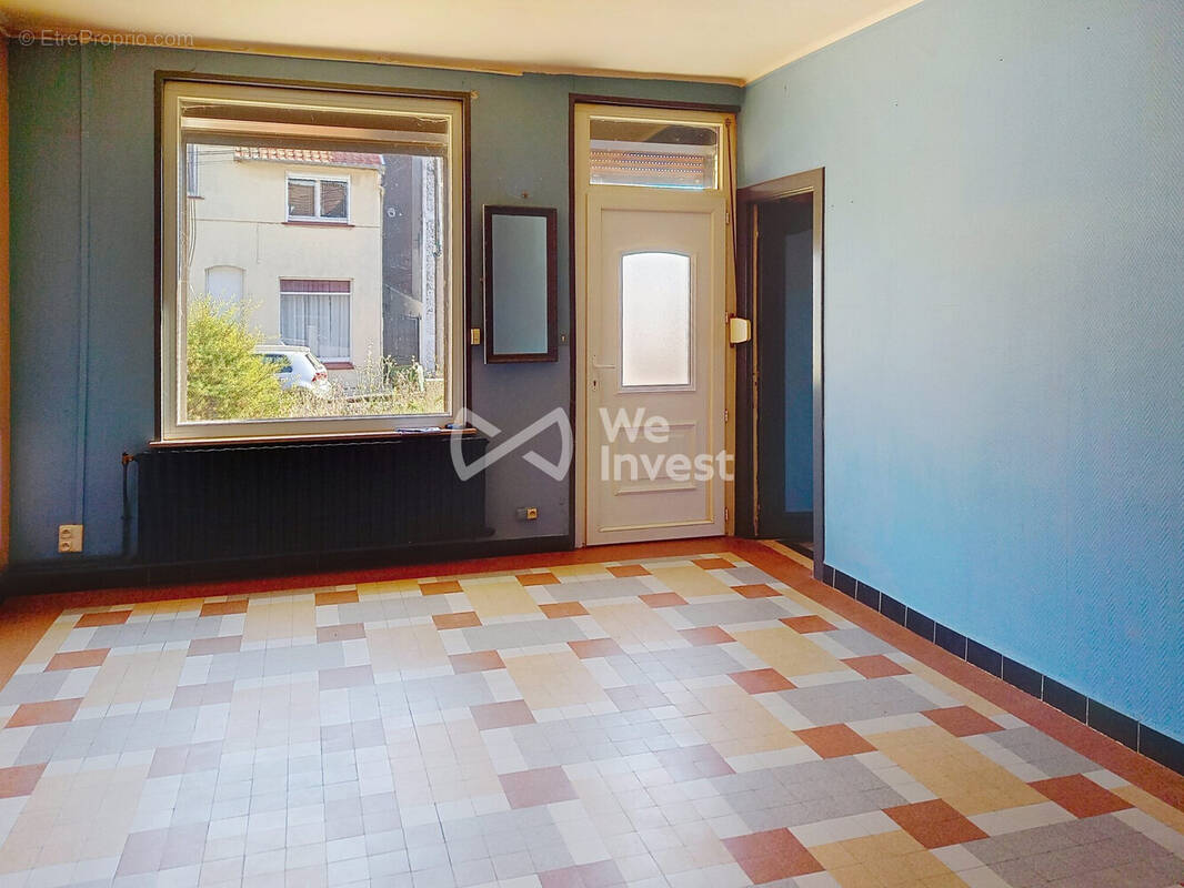 Maison à AULNOYE-AYMERIES