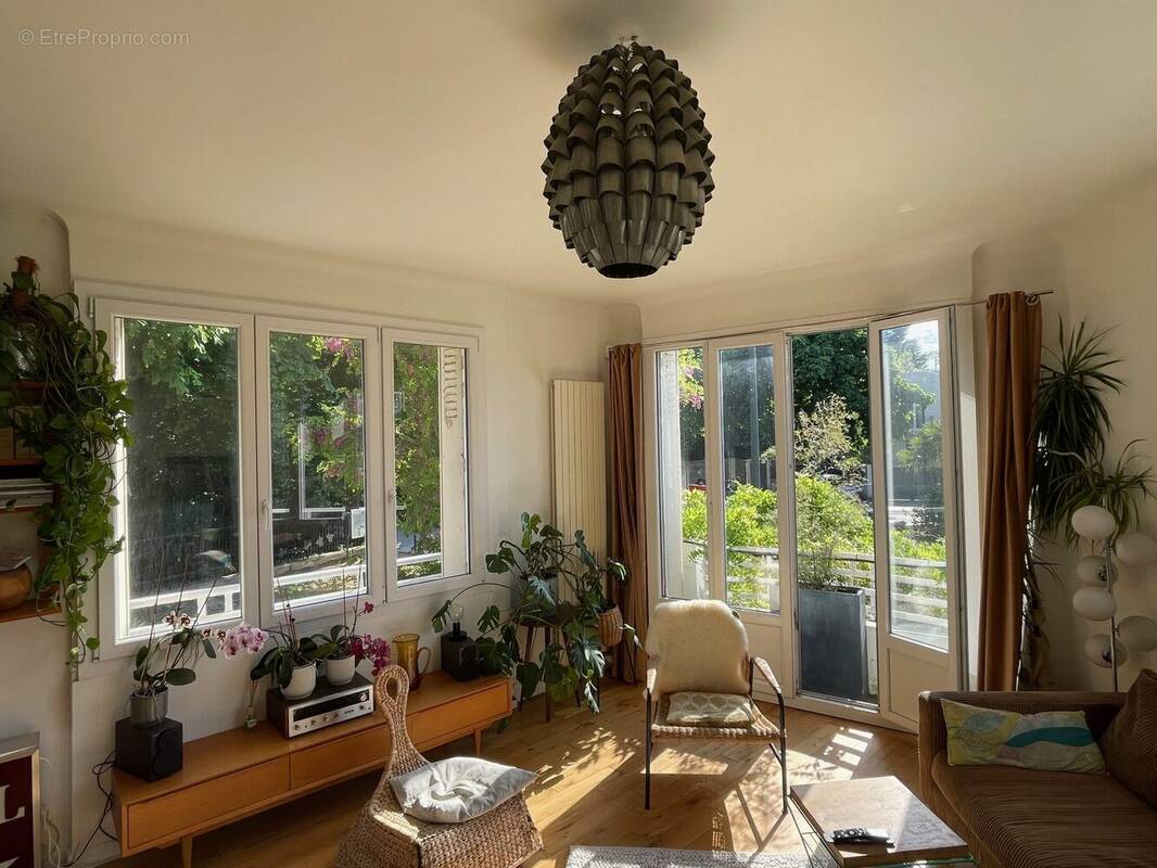 Maison à LE PLESSIS-ROBINSON