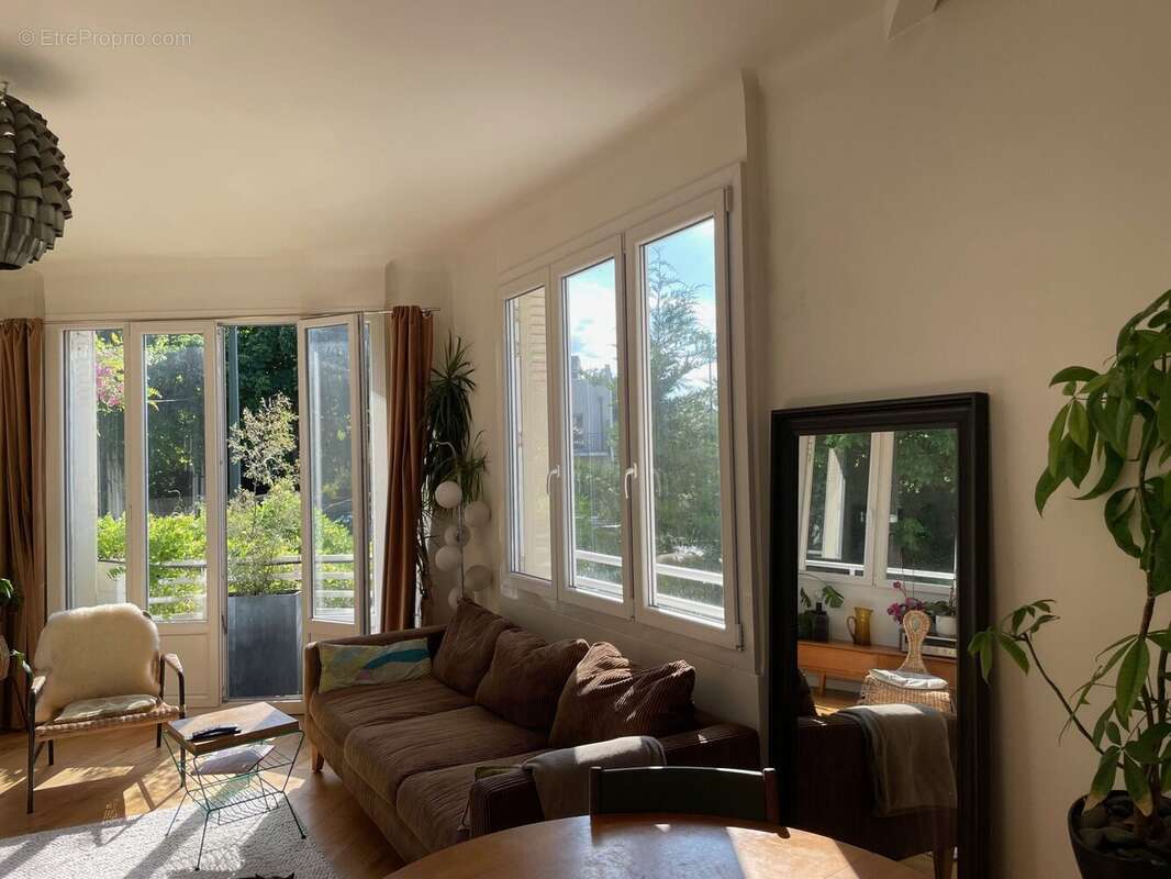 Maison à LE PLESSIS-ROBINSON