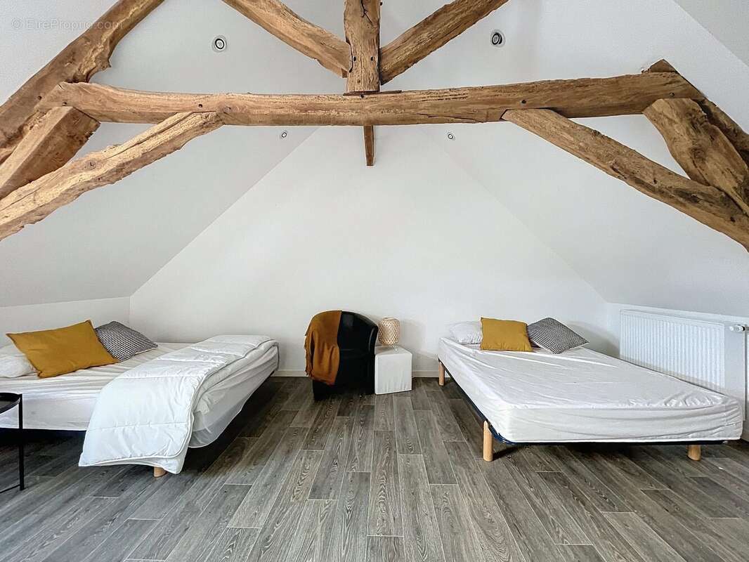 Autre à BREAL-SOUS-MONTFORT