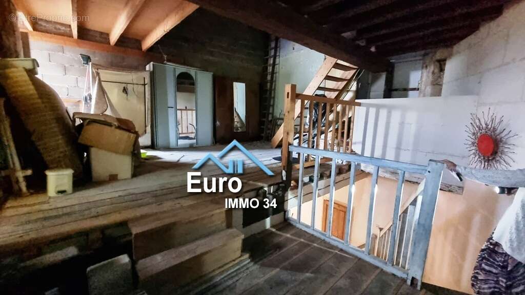 Autre à THEZAN-LES-BEZIERS