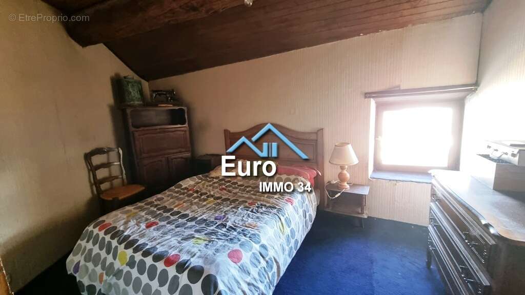 Autre à THEZAN-LES-BEZIERS