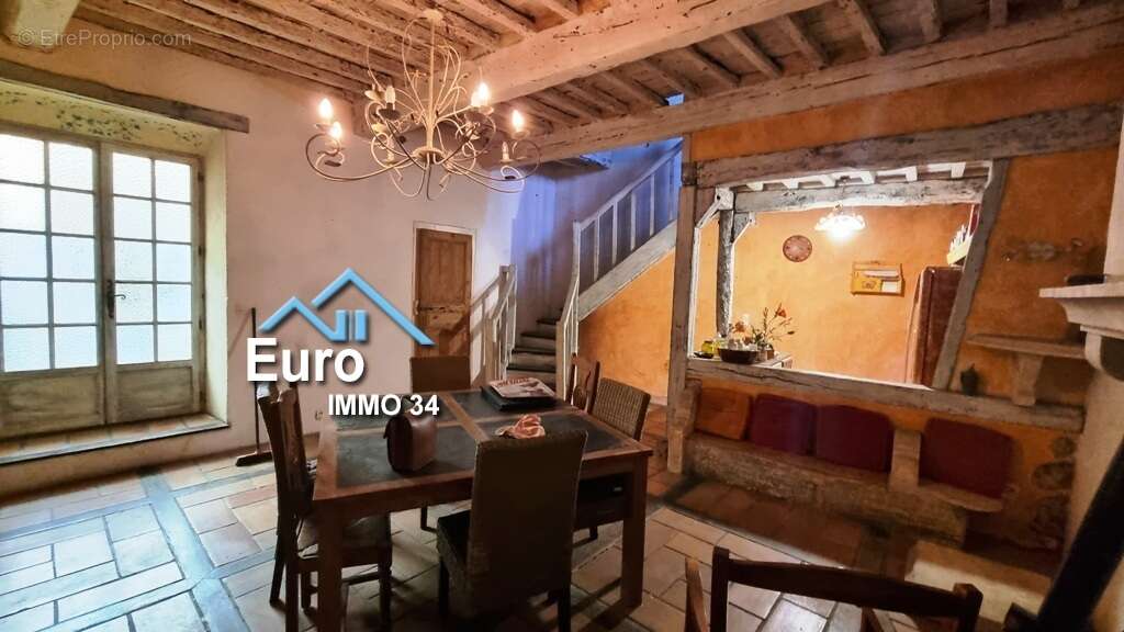 Autre à THEZAN-LES-BEZIERS