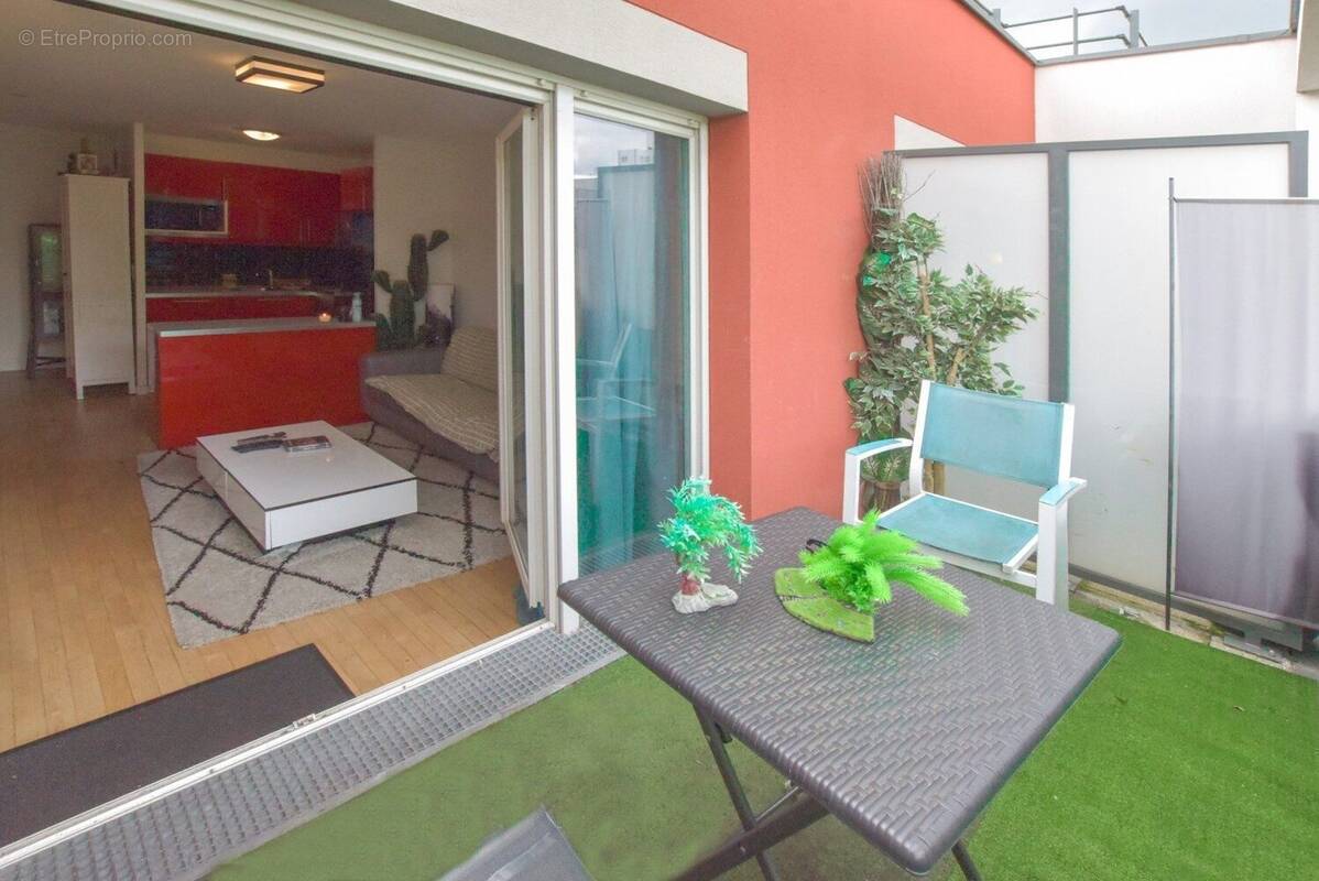 Appartement à NANTERRE