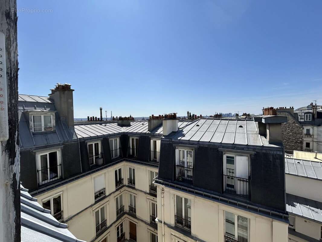 Appartement à PARIS-18E