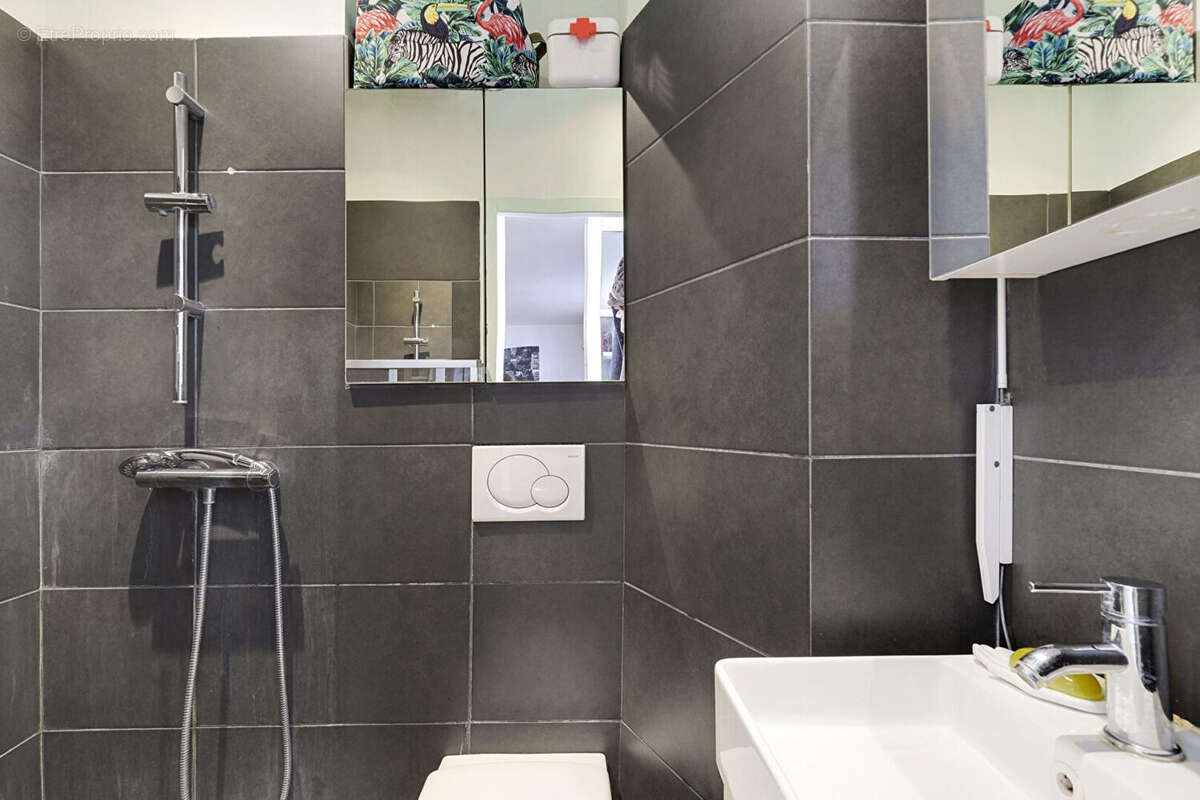 Appartement à PARIS-18E