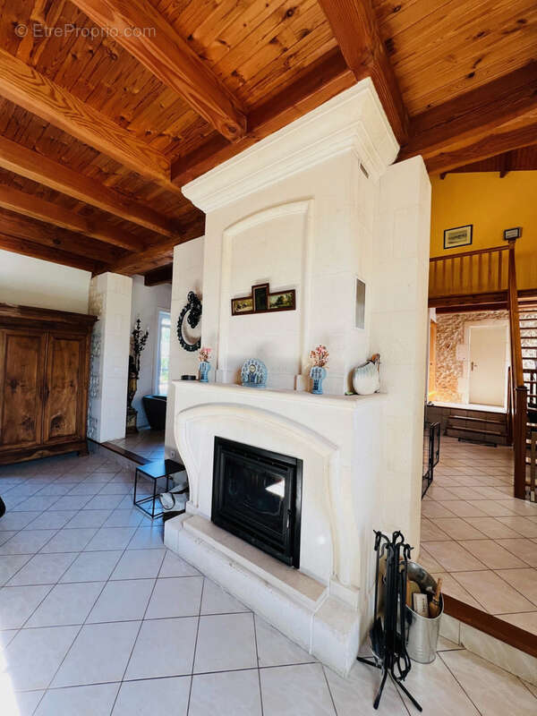 Maison à TONNAY-CHARENTE