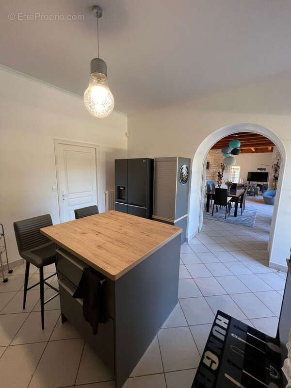 Maison à TONNAY-CHARENTE