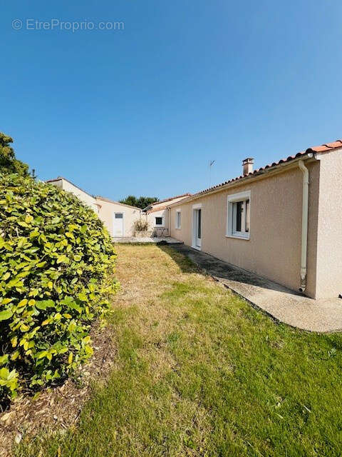 Maison à NIEUL-SUR-MER