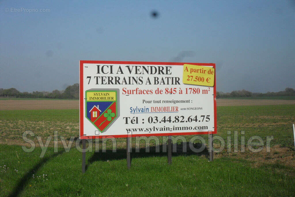 Terrain à ERNEMONT-BOUTAVENT