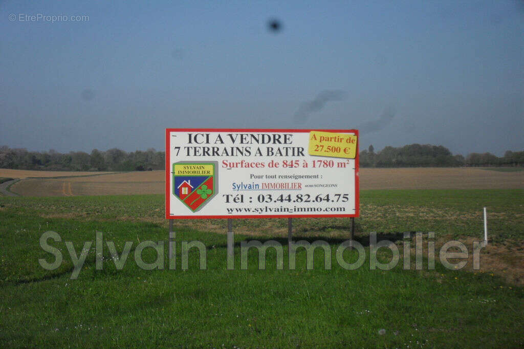 Terrain à ERNEMONT-BOUTAVENT