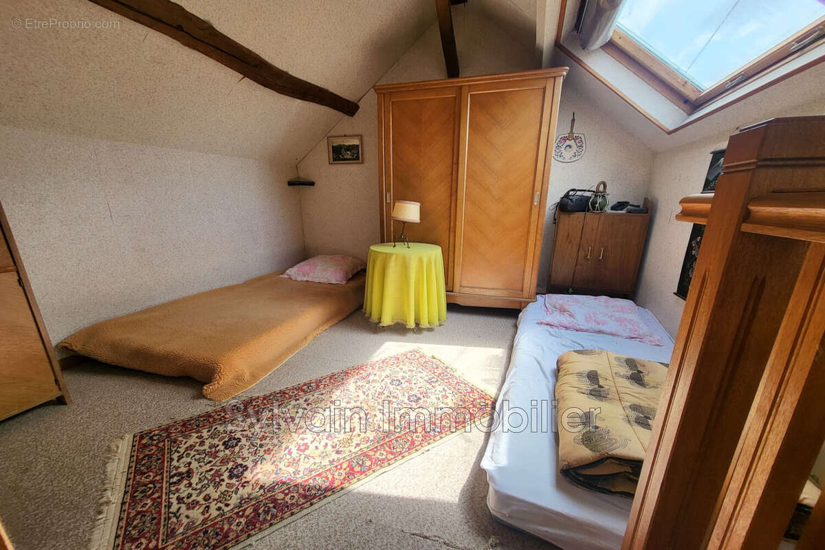 Maison à HECOURT