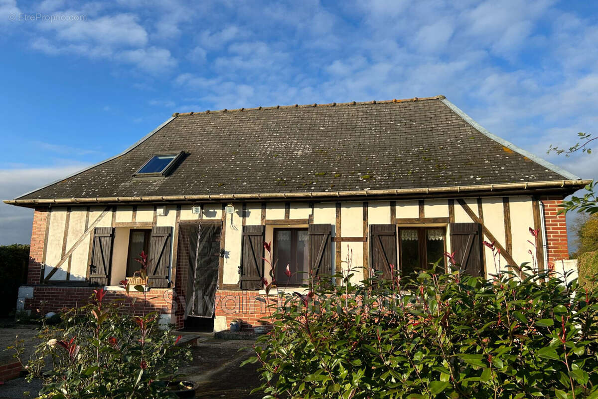 Maison à GRANDVILLIERS