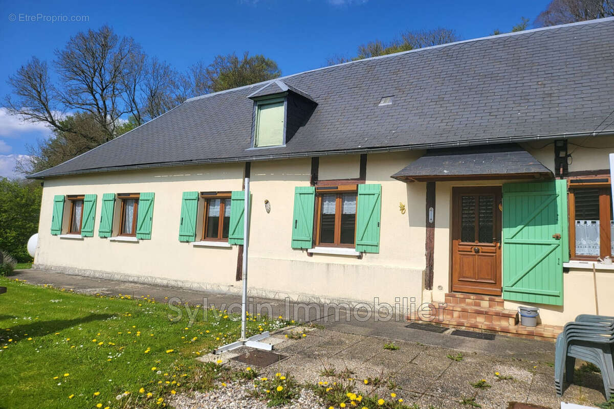 Maison à MONCEAUX-L'ABBAYE