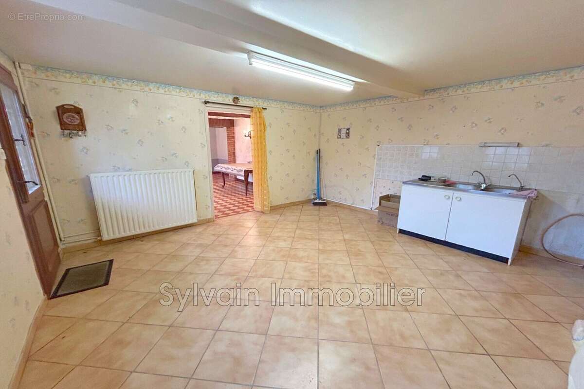 Maison à MONCEAUX-L'ABBAYE