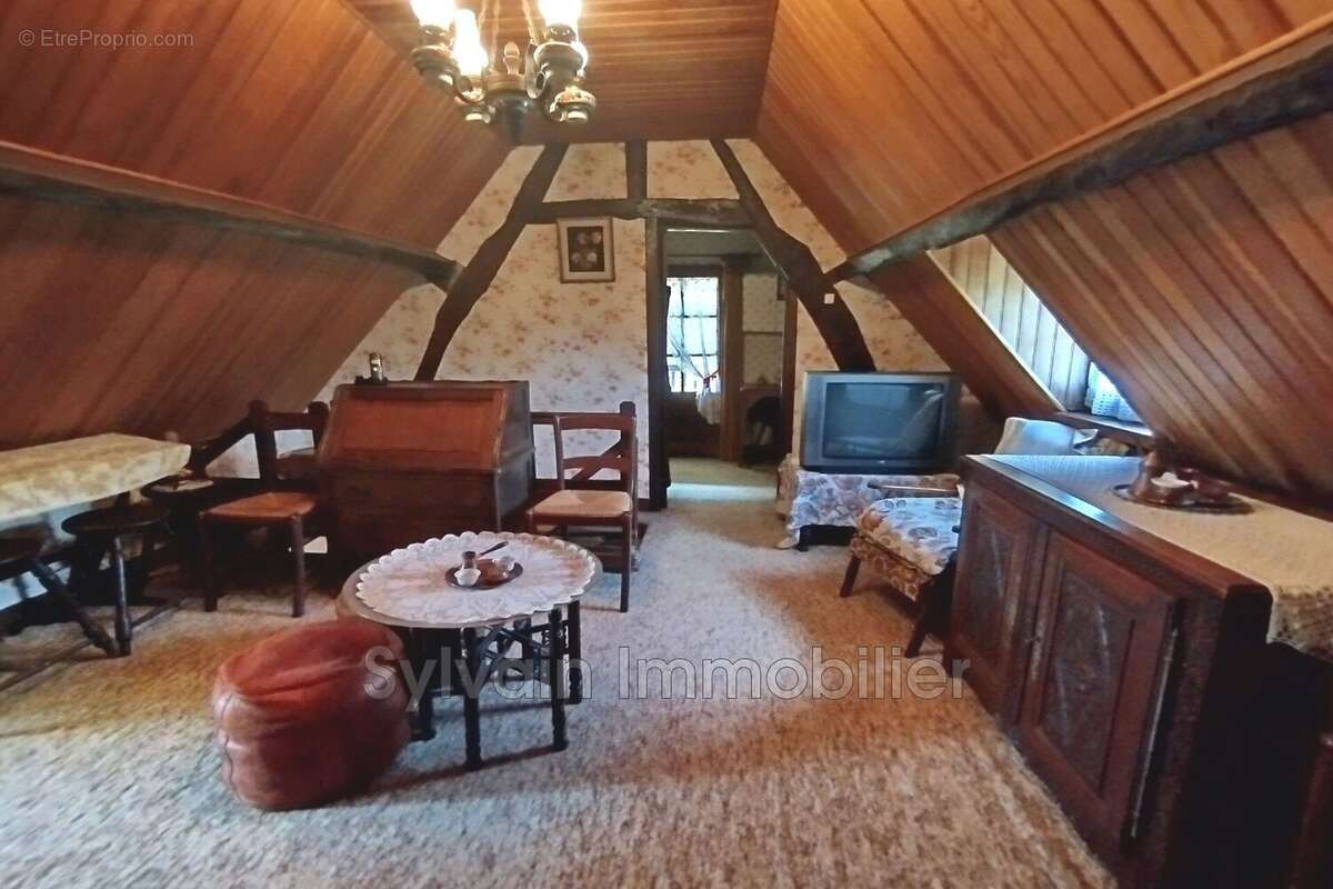 Maison à NEUFCHATEL-EN-BRAY