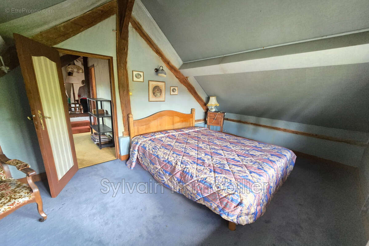 Maison à MILLY-SUR-THERAIN