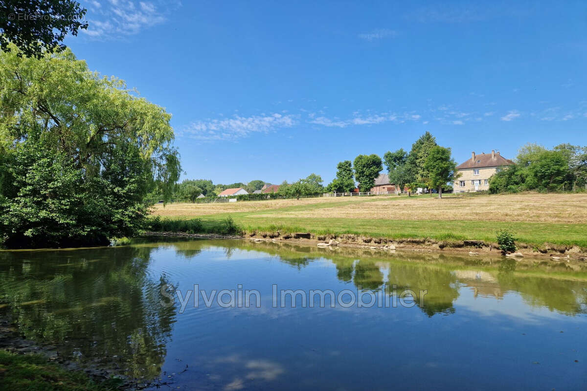 Maison à FONTENAY-TORCY