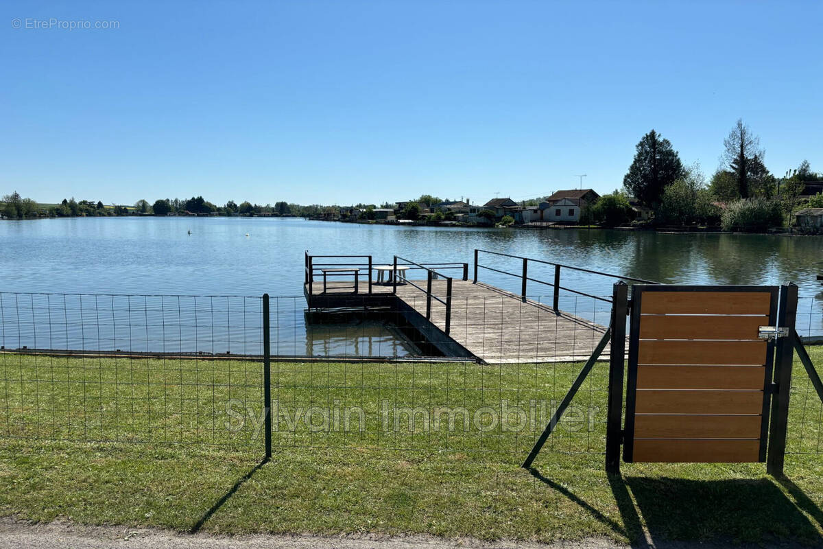 Maison à MILLY-SUR-THERAIN