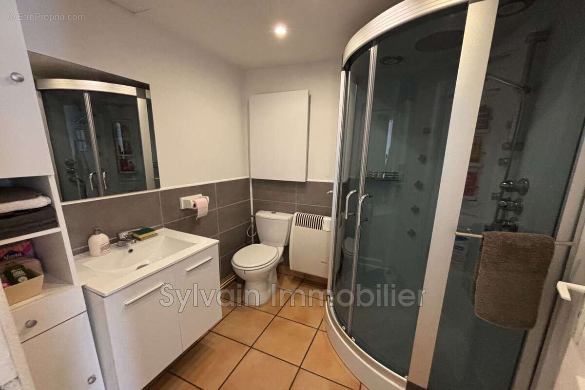 Maison à MILLY-SUR-THERAIN