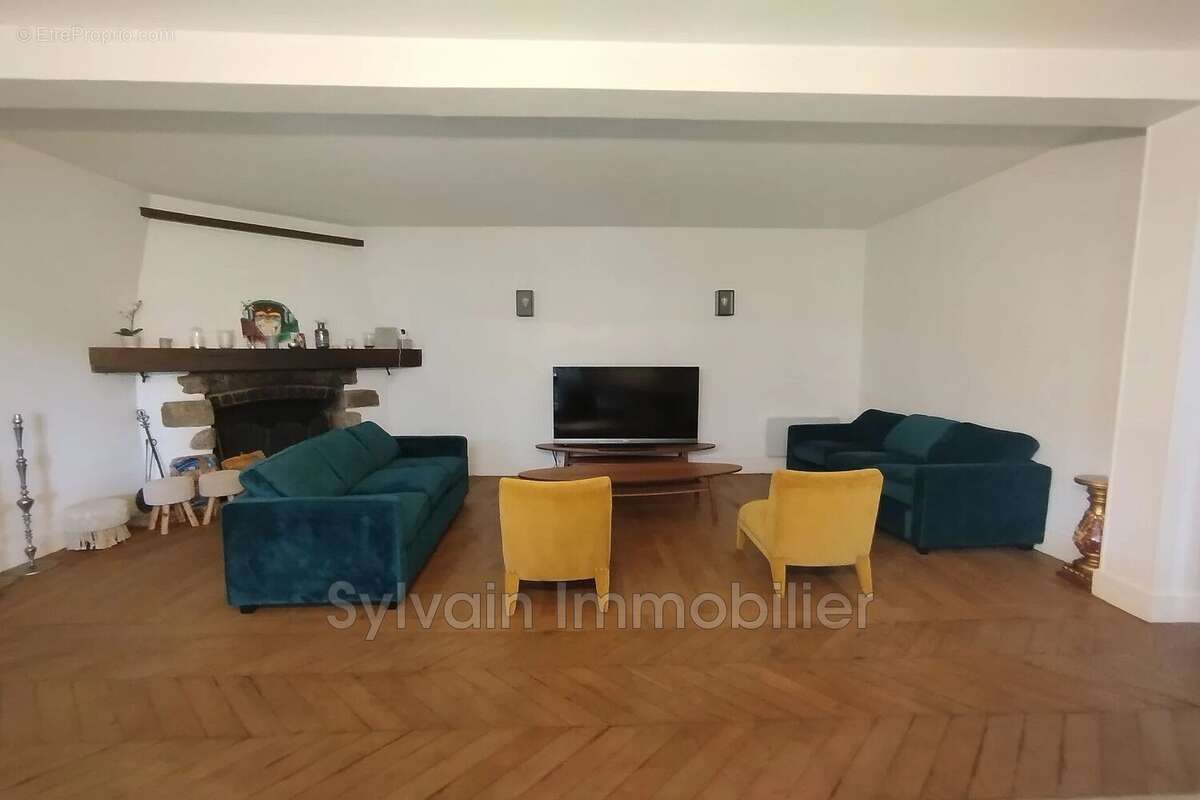 Maison à FORGES-LES-EAUX