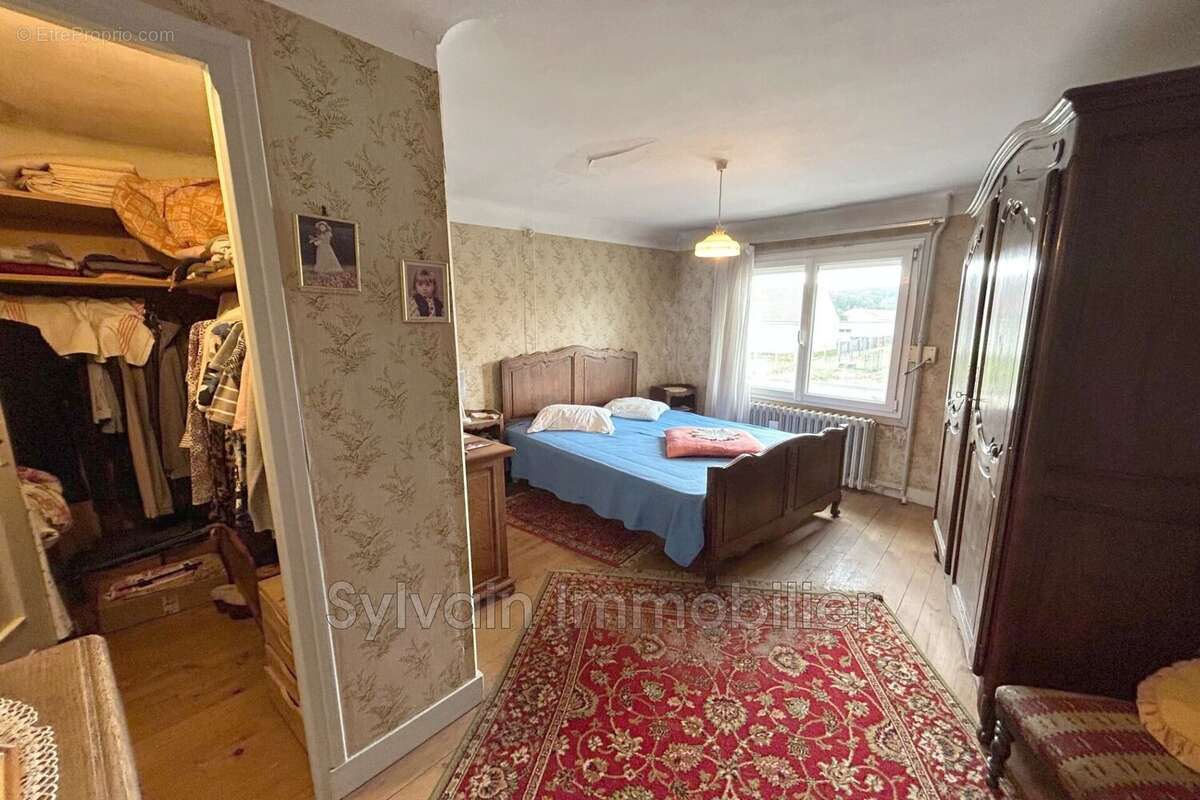 Maison à MILLY-SUR-THERAIN