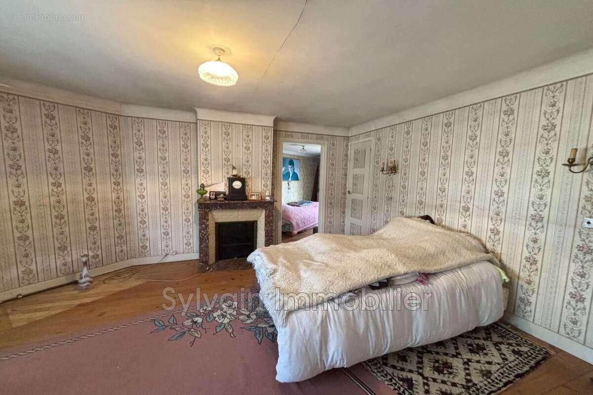 Maison à MILLY-SUR-THERAIN