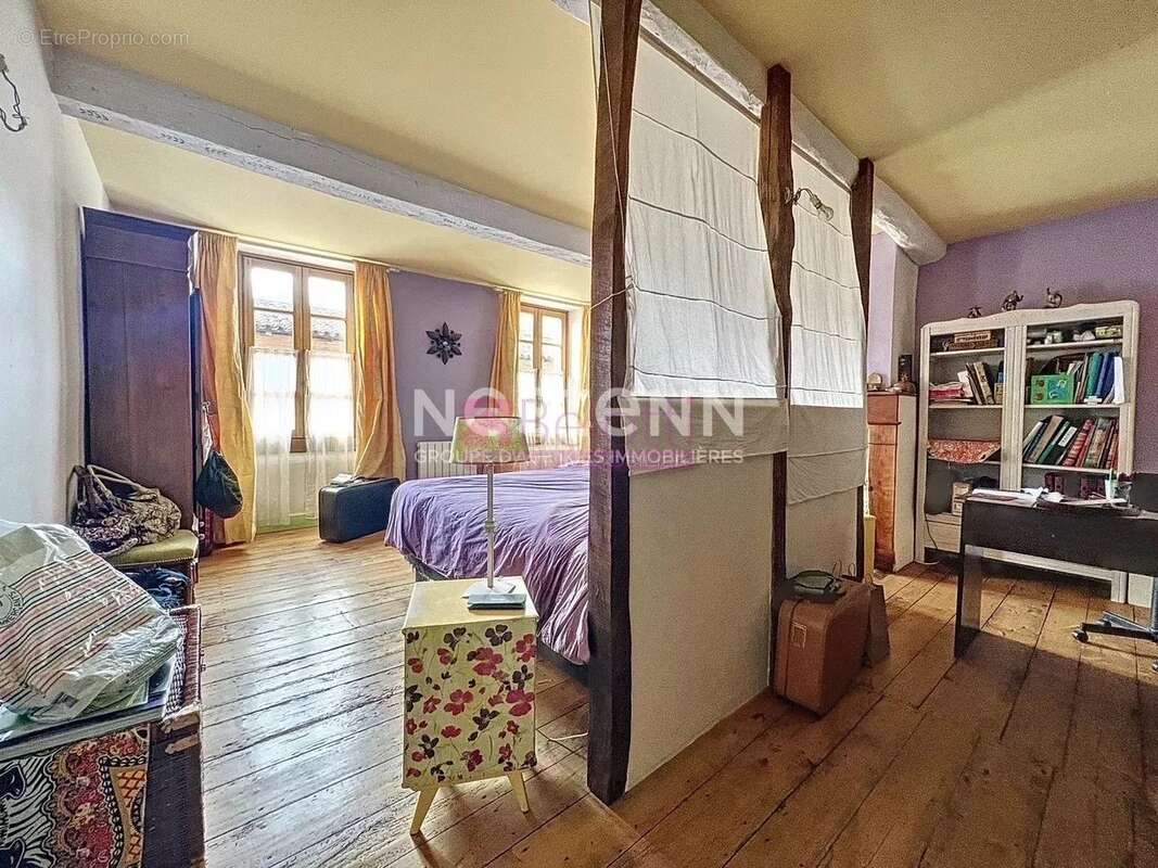 Appartement à MONTESQUIEU-VOLVESTRE