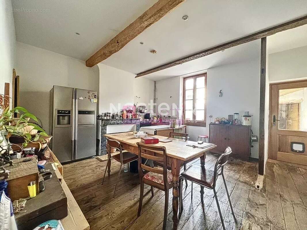 Appartement à MONTESQUIEU-VOLVESTRE