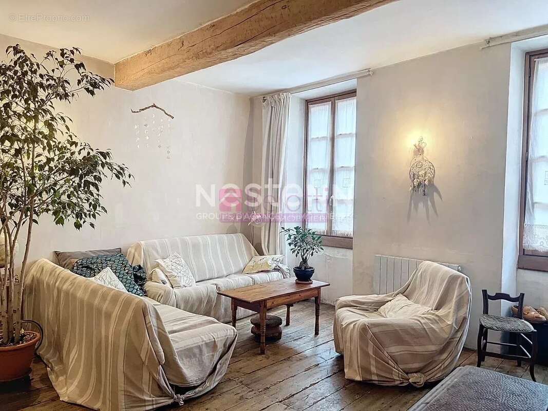 Appartement à MONTESQUIEU-VOLVESTRE