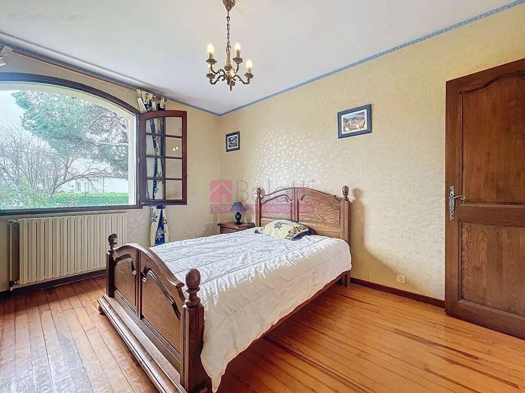 Maison à LAVERNOSE-LACASSE