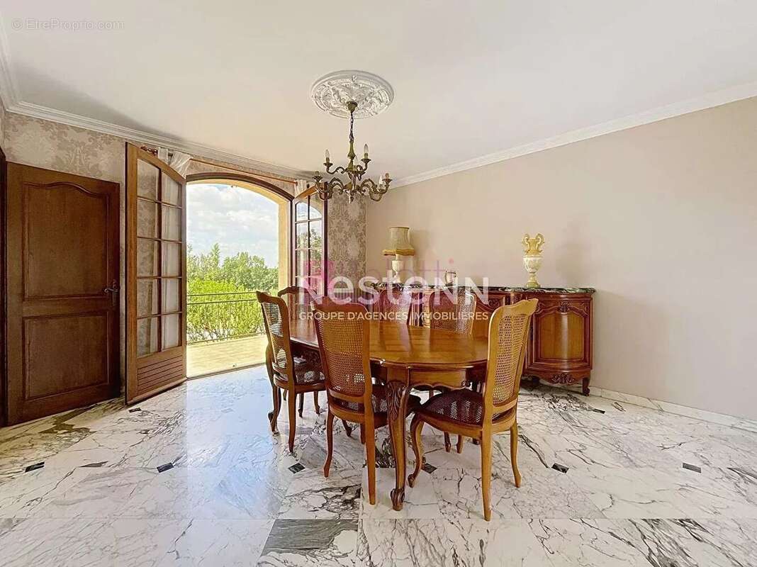 Maison à LAVERNOSE-LACASSE