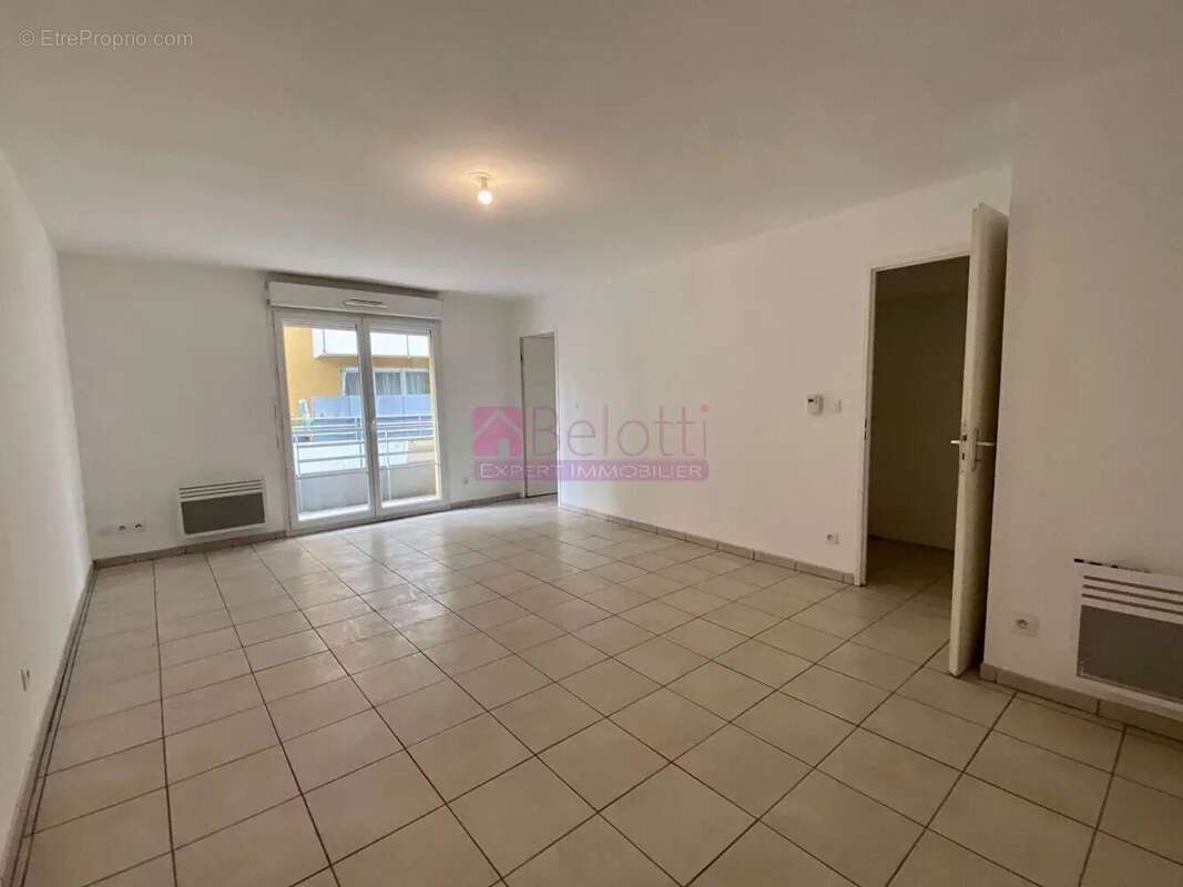 Appartement à AUCAMVILLE