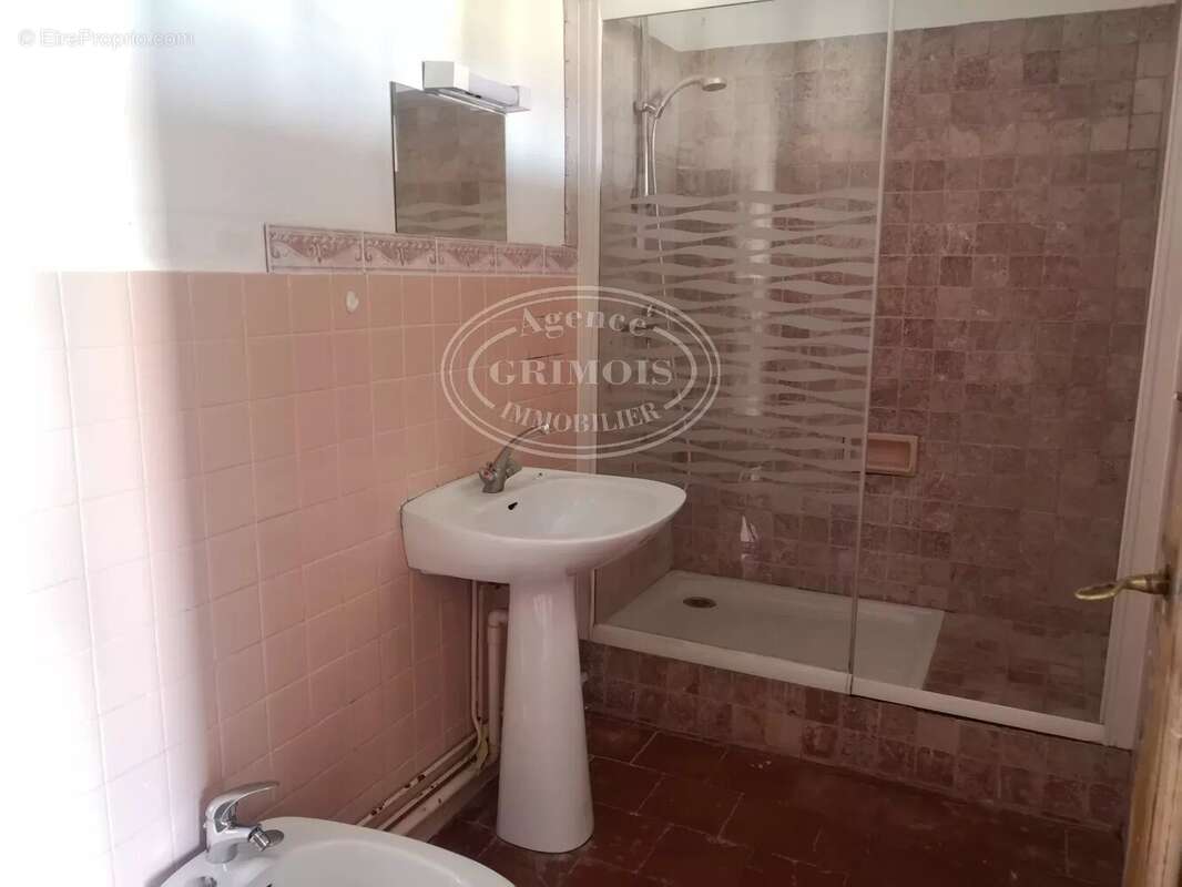 Appartement à LEZIGNAN-CORBIERES