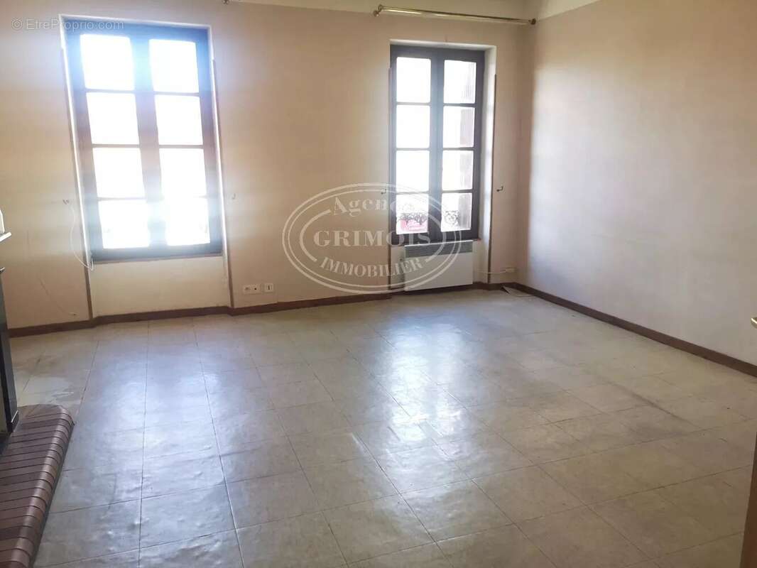 Appartement à LEZIGNAN-CORBIERES