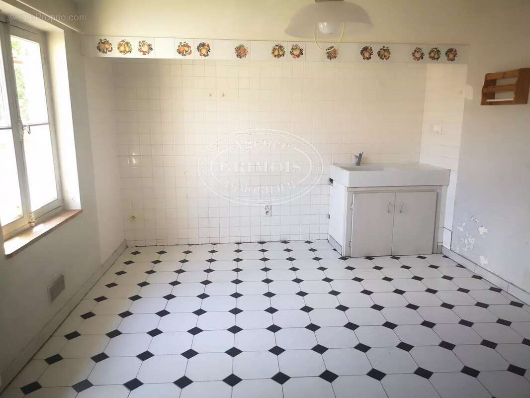 Appartement à LEZIGNAN-CORBIERES