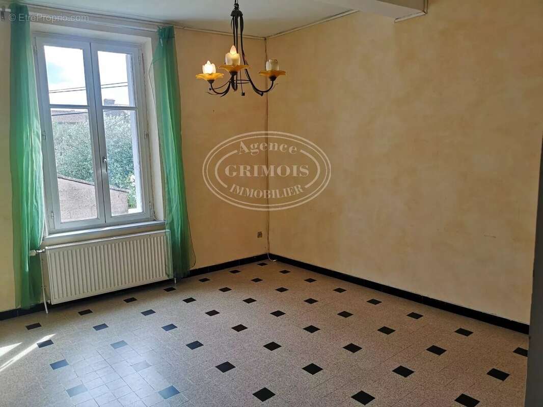 Maison à LEZIGNAN-CORBIERES