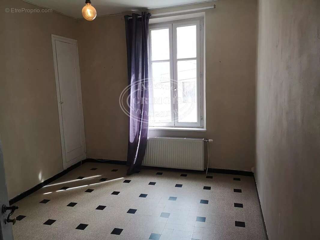 Maison à LEZIGNAN-CORBIERES