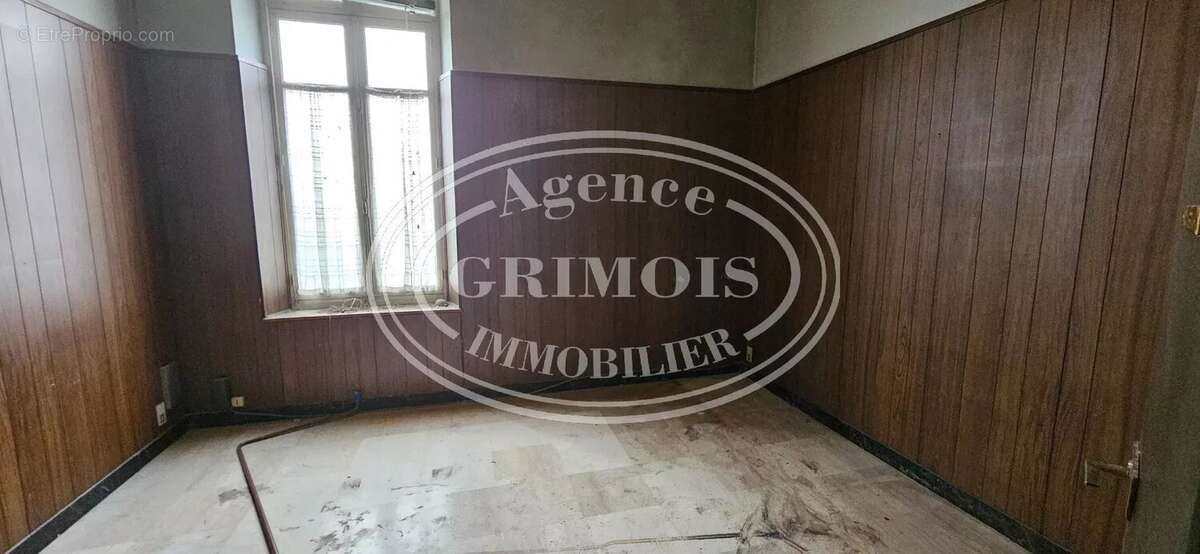 Appartement à LEZIGNAN-CORBIERES